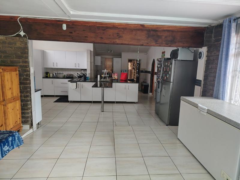 5 Bedroom Property for Sale in Sasolburg Ext 4 Free State